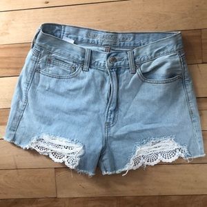 2/$20 🪴 American Eagle Light Wash Shorts